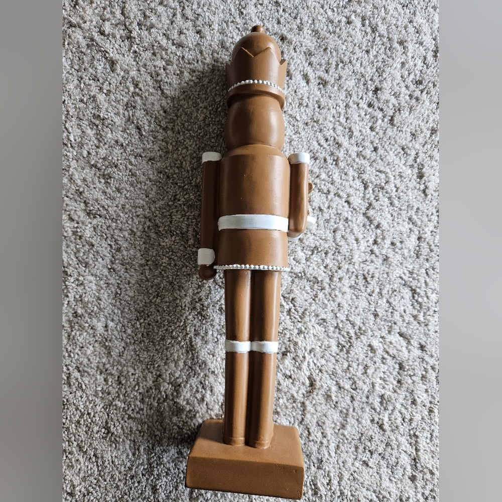 Gingerbread Nutcracker Figurine - Picture 3 of 3